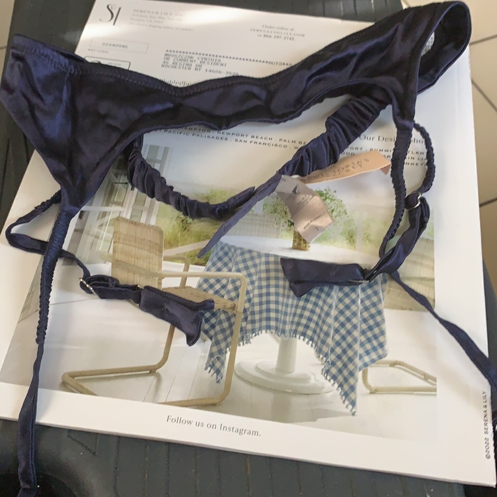 Victoria Secret Garter Belt NWT S